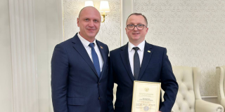 Сотрудники Республиканского унитарного предприятия "Президент-Отель" отмечены благодарностями Управления делами Президента Республики Беларусь