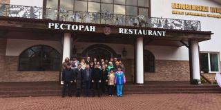 С заботой о чистоте и истории: коллектив парк-отеля "Беловежская пуща" на республиканском субботнике